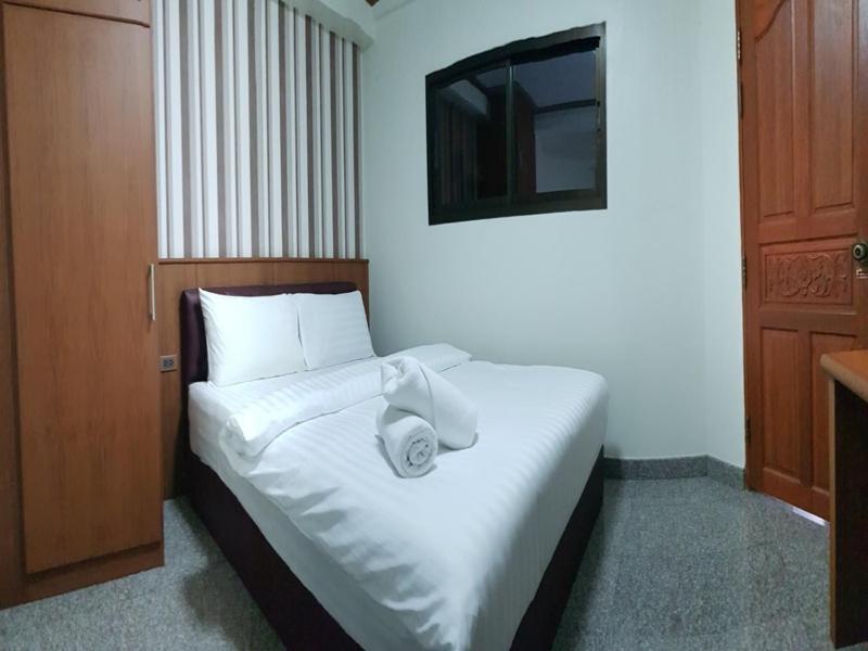The Route Sriracha Hotel And Residence Ban Laem Chabang Exterior photo