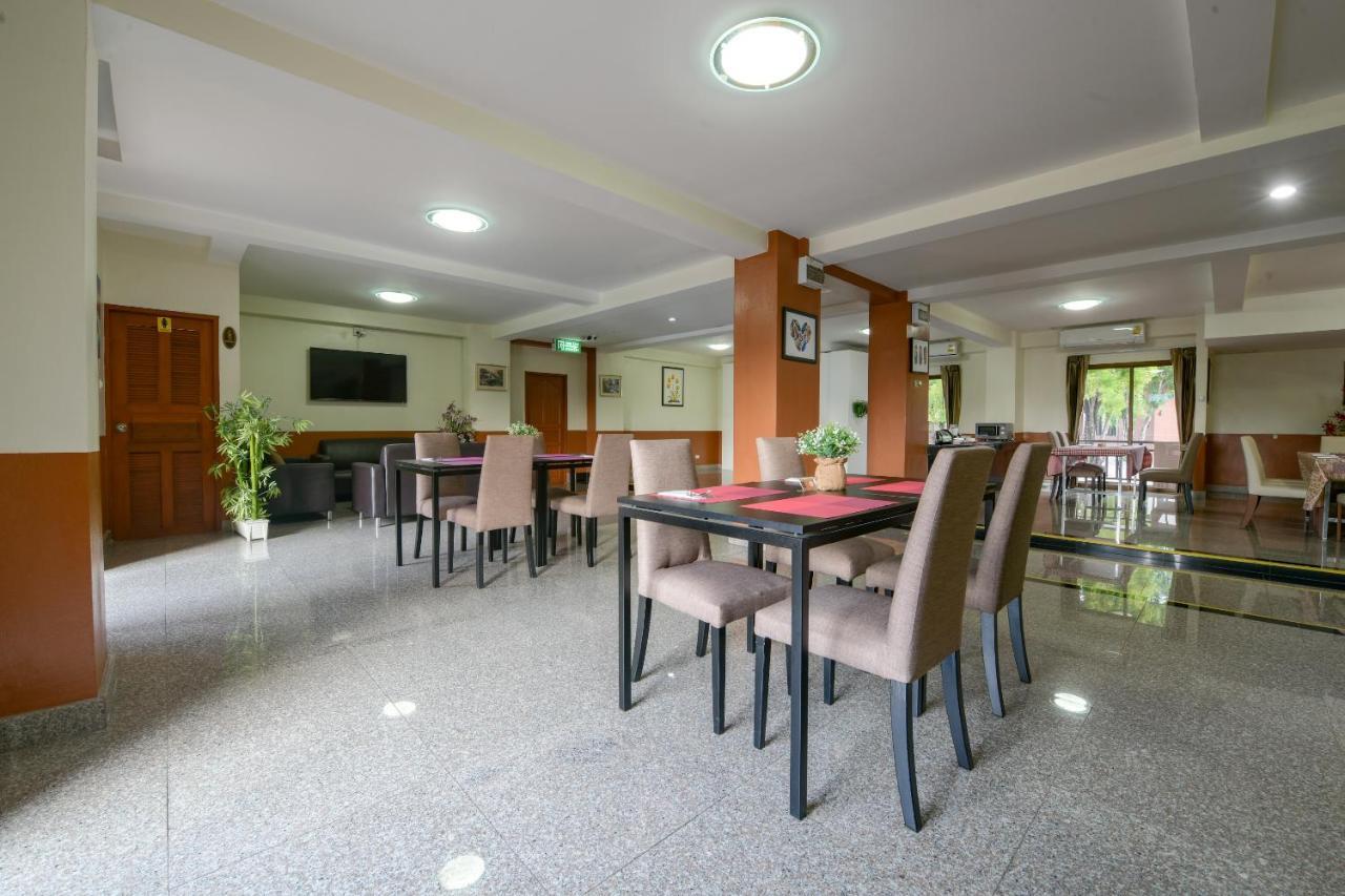 The Route Sriracha Hotel And Residence Ban Laem Chabang Exterior photo
